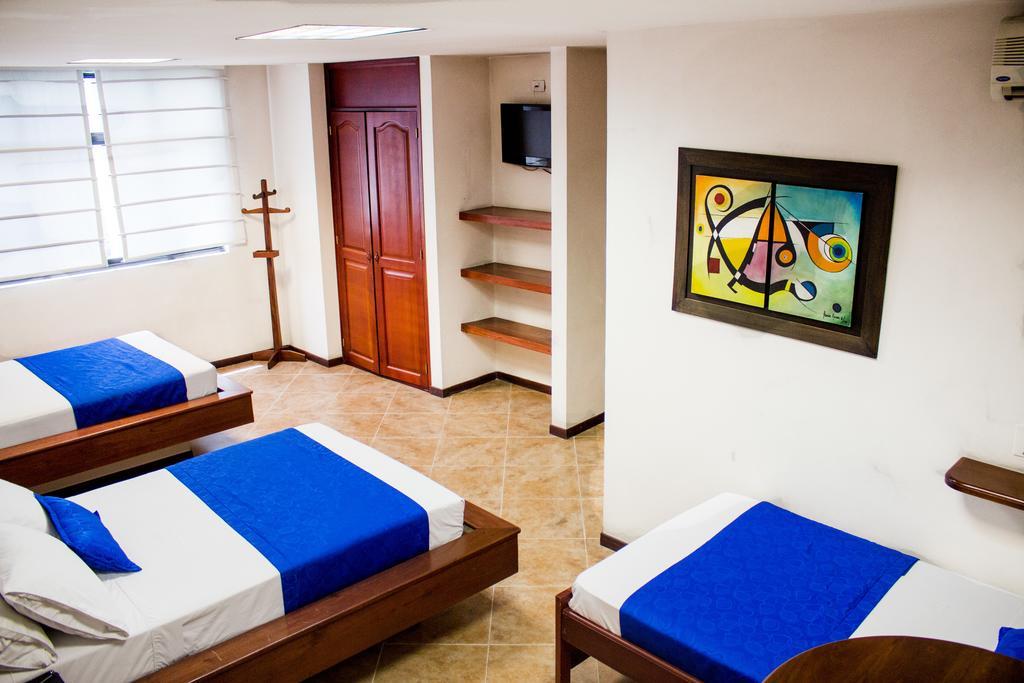 Hotel Plaza Mayor Медельїн Екстер'єр фото