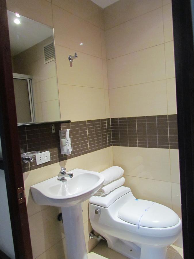 Hotel Plaza Mayor Медельїн Екстер'єр фото