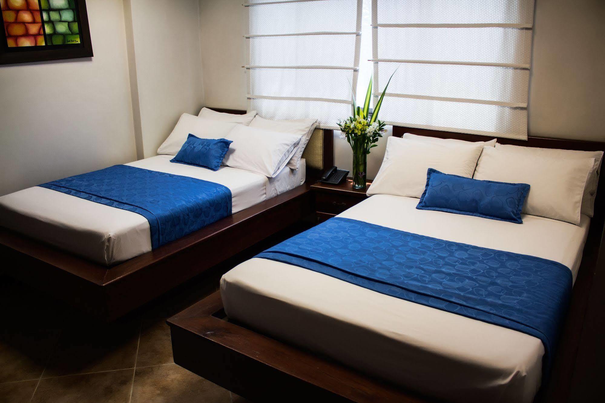 Hotel Plaza Mayor Медельїн Екстер'єр фото